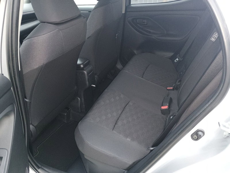 Toyota Yaris nuova a Reggio Calabria (8)