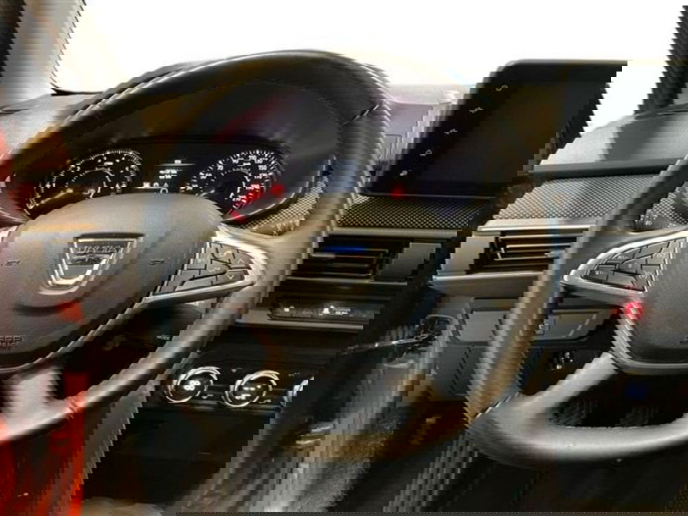 Dacia Jogger usata a Como (16)