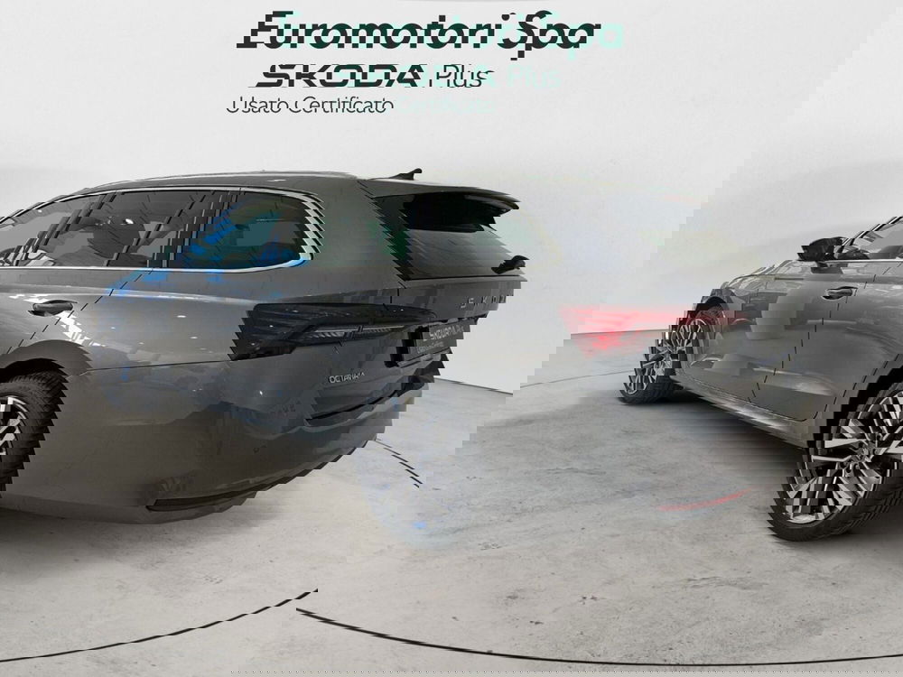 Skoda Octavia Station Wagon nuova a Siena (3)