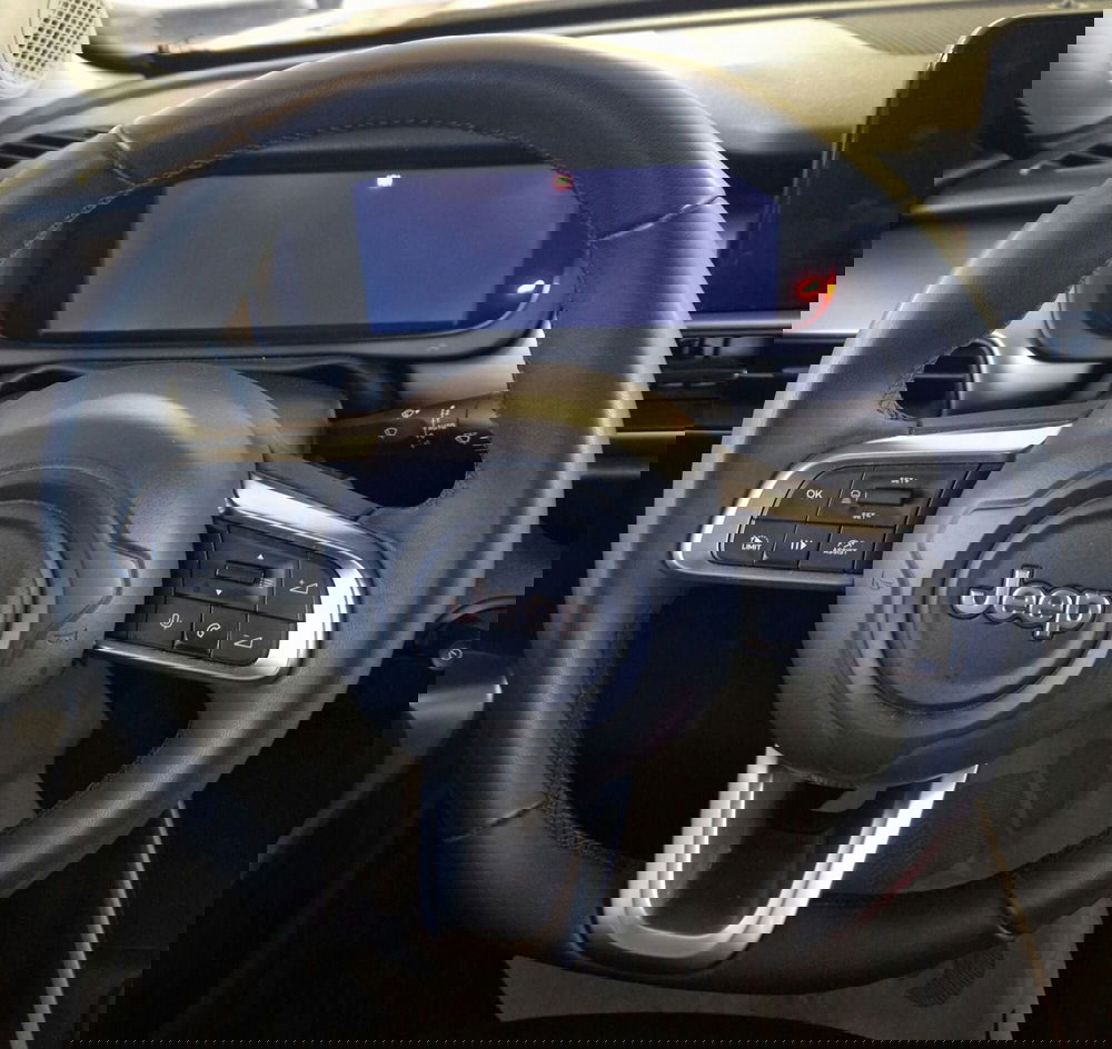 Jeep Avenger usata a Terni (12)