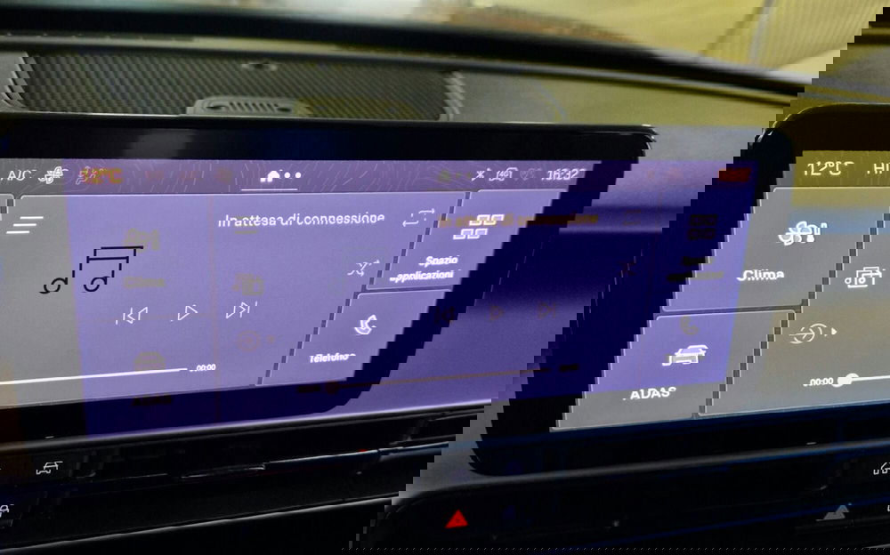 Jeep Avenger usata a Terni (14)