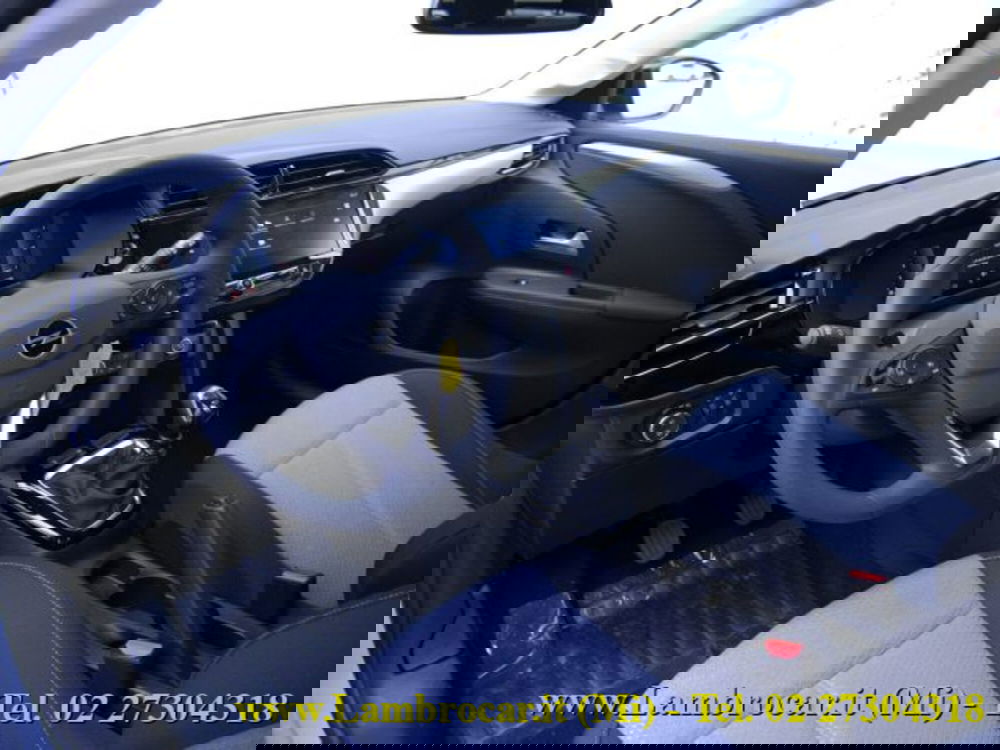 Opel Corsa nuova a Milano (3)