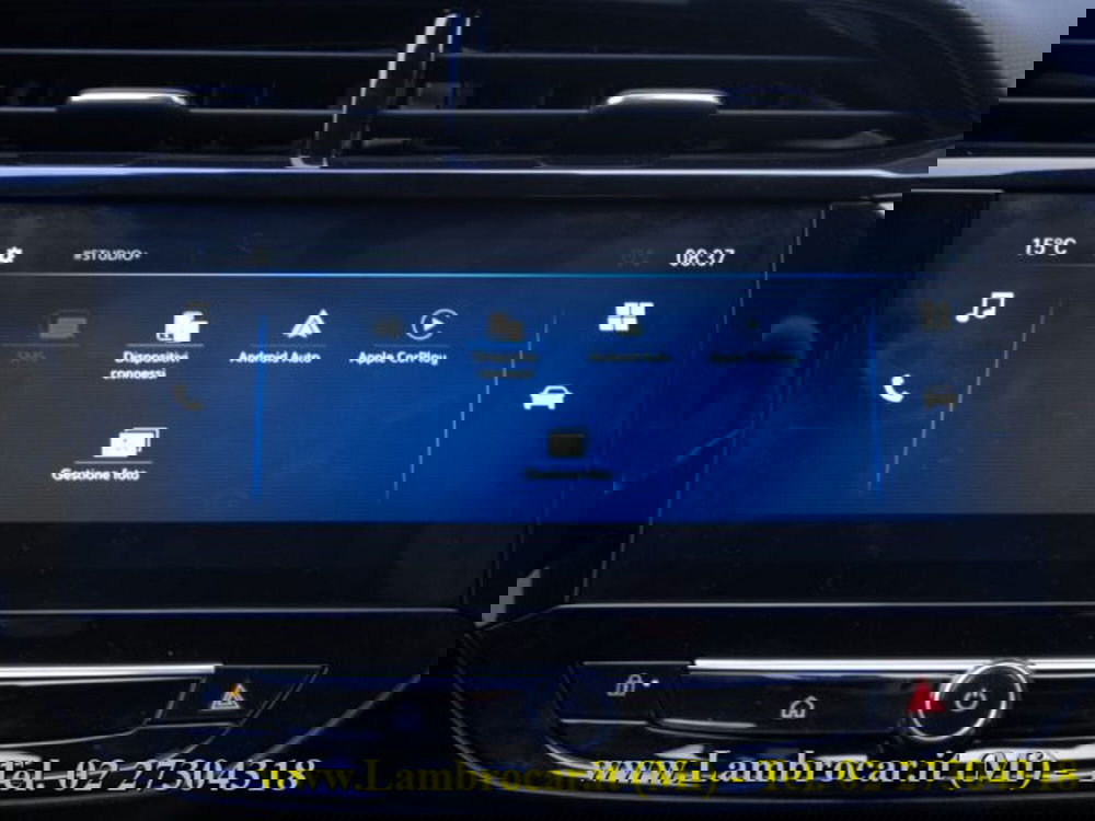 Opel Corsa nuova a Milano (8)