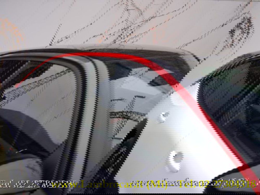 Opel Mokka usata a Milano (19)