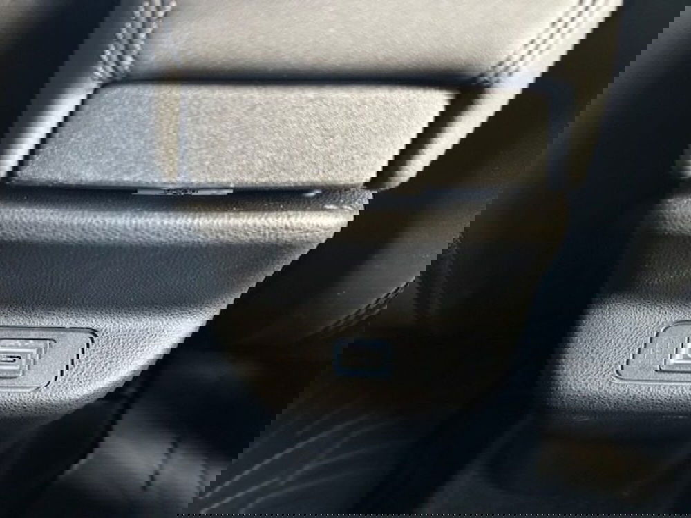 Jeep Avenger usata a Potenza (14)