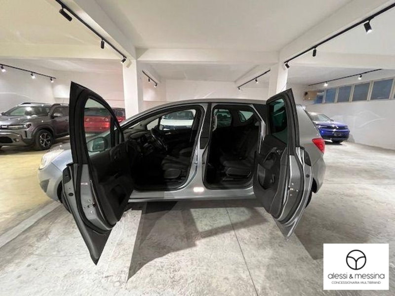 Opel Meriva usata a Catania (10)