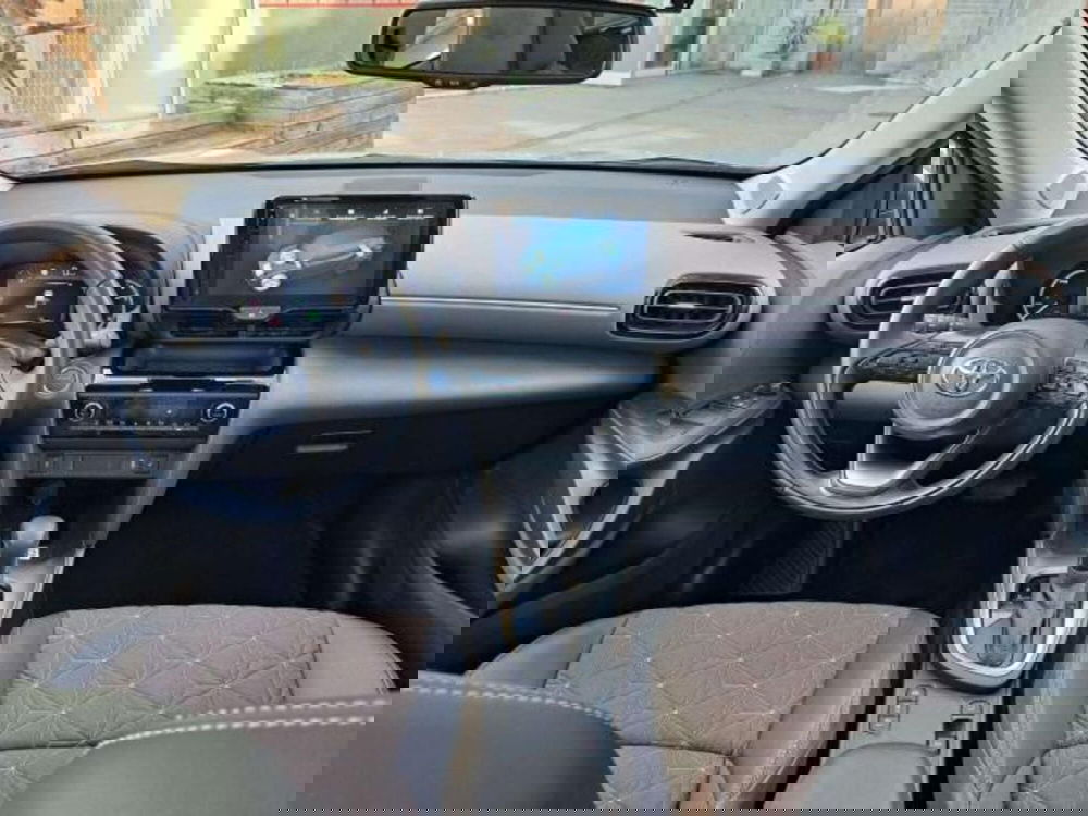 Toyota Yaris Cross usata a Savona (11)