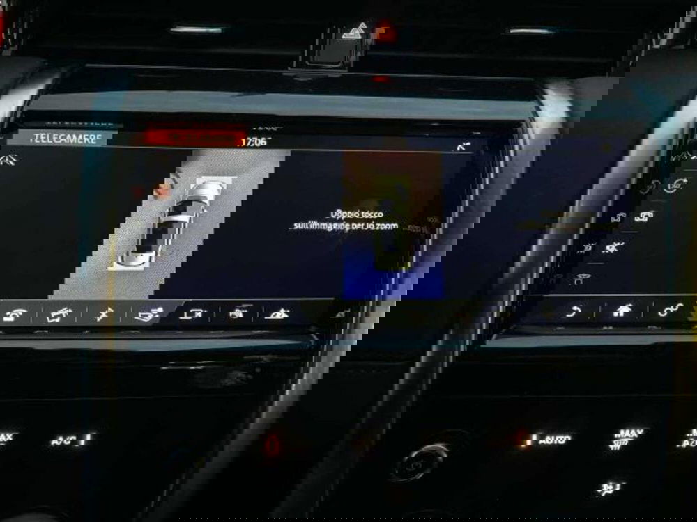 Land Rover Discovery Sport usata a Savona (14)