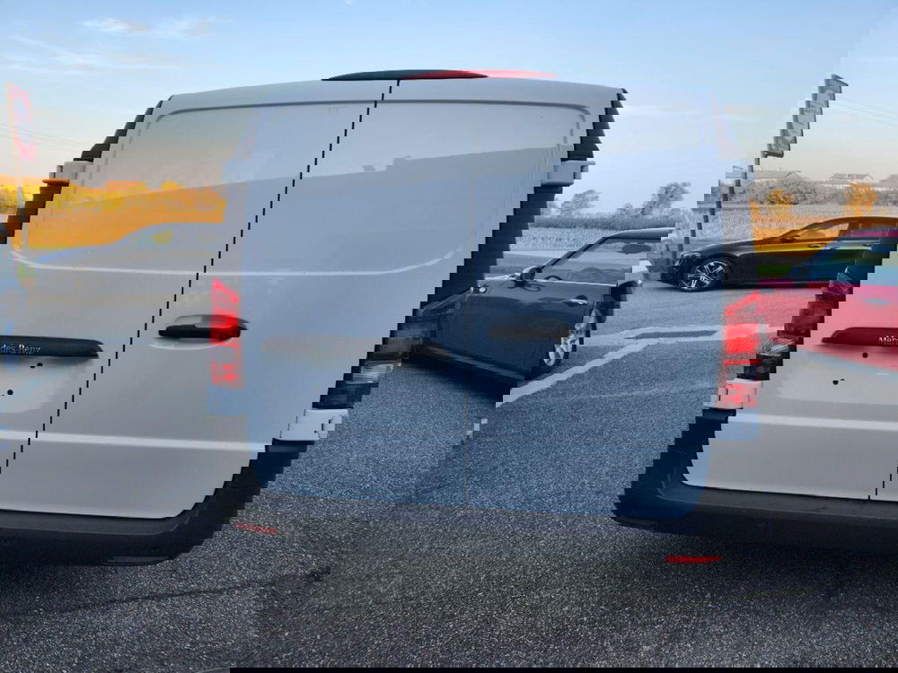 Mercedes-Benz Vito usata a Milano (8)