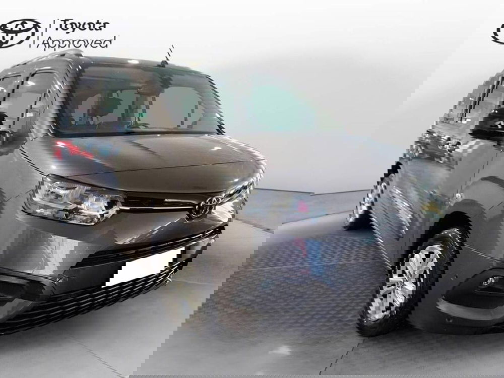 Toyota Proace City Verso usata a Torino (3)