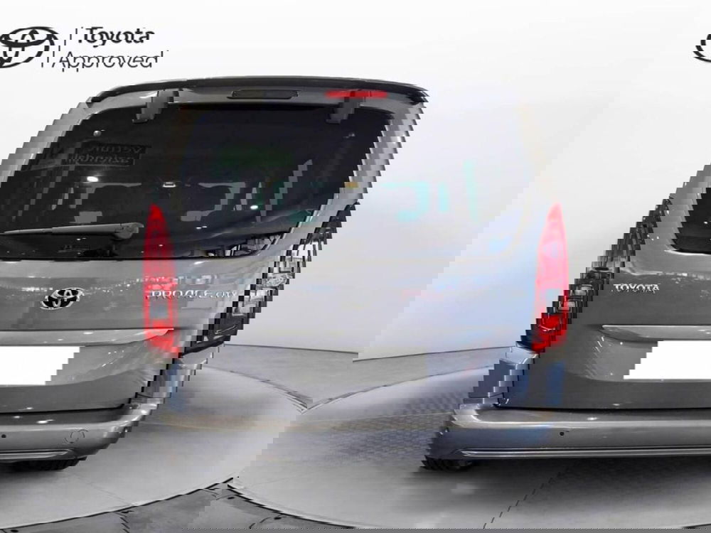 Toyota Proace City Verso usata a Torino (5)