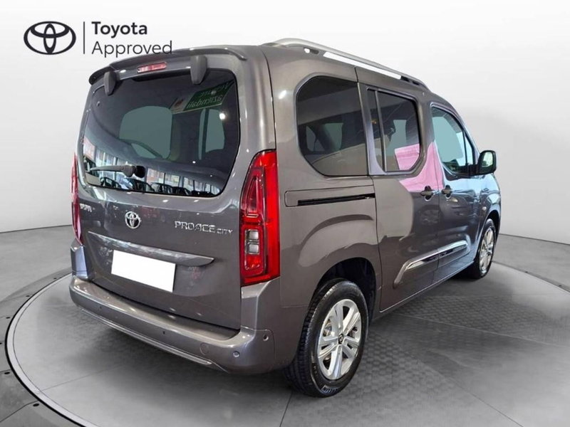 Toyota Proace City Verso usata a Torino (6)