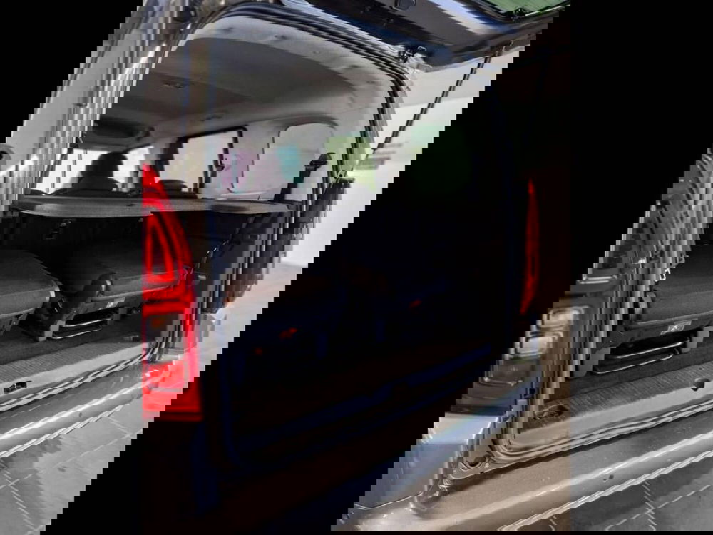 Toyota Proace City Verso usata a Torino (7)