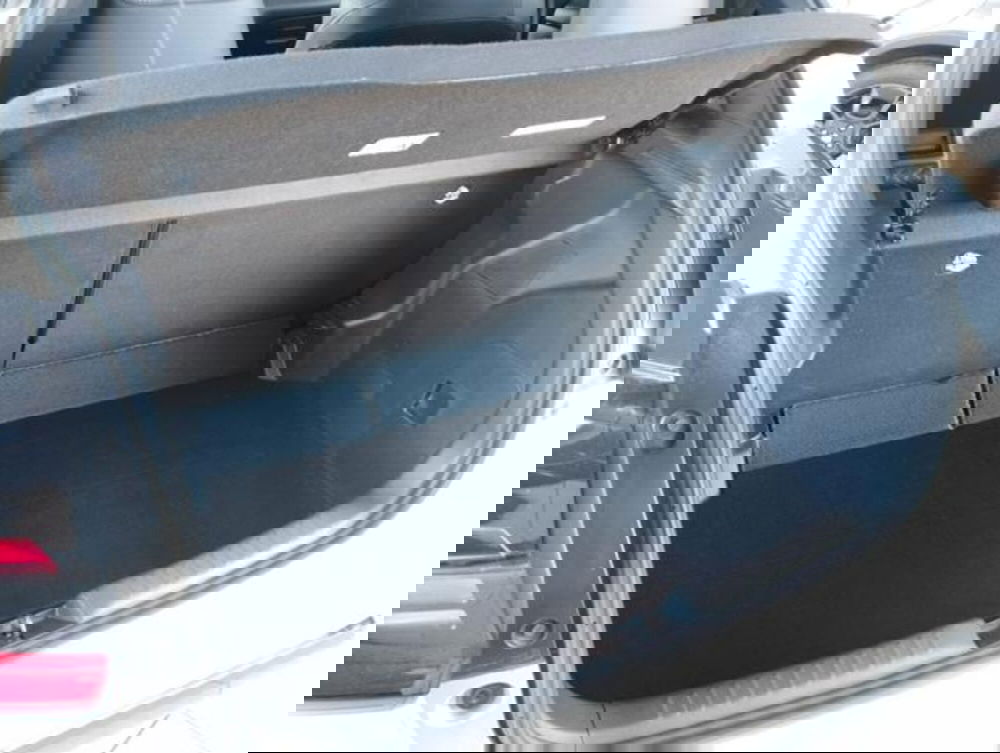 Toyota Yaris Cross usata a Varese (10)