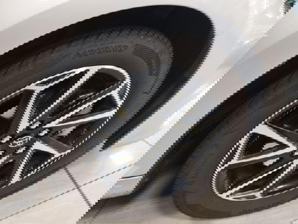 Toyota Yaris Cross usata a Varese (11)