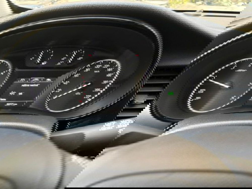 Opel Mokka usata a Reggio Calabria (11)