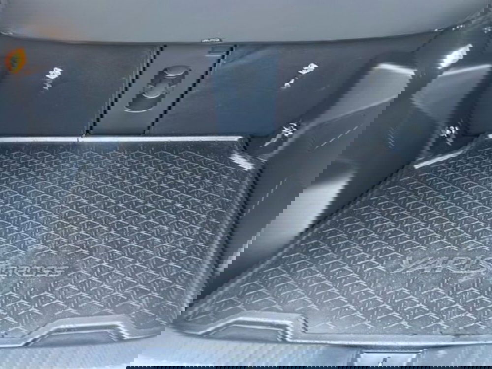 Toyota Yaris Cross usata a Vercelli (11)