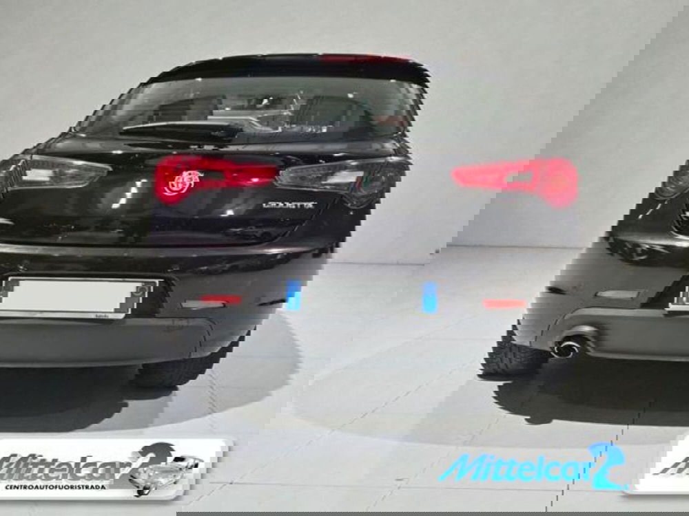 Alfa Romeo Giulietta usata a Udine (4)