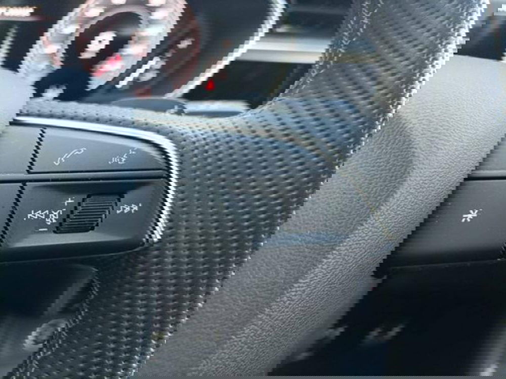 Audi Q3 Sportback usata a Milano (14)