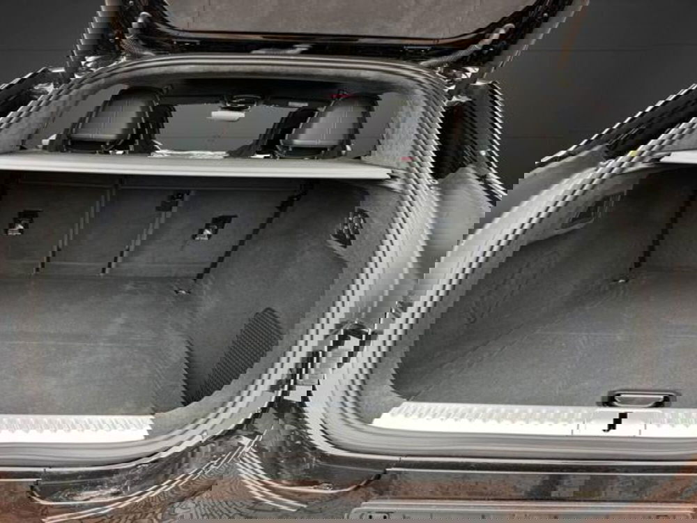 Lotus Eletre nuova a Milano (7)