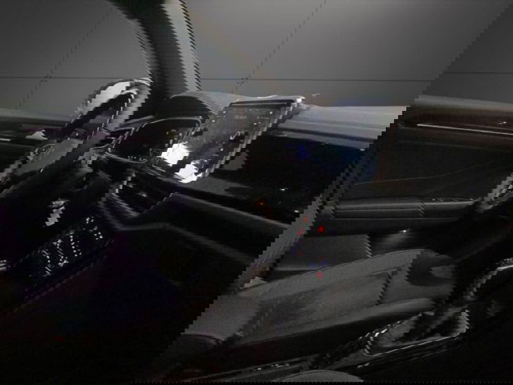 Volkswagen T-Roc usata a Milano (11)