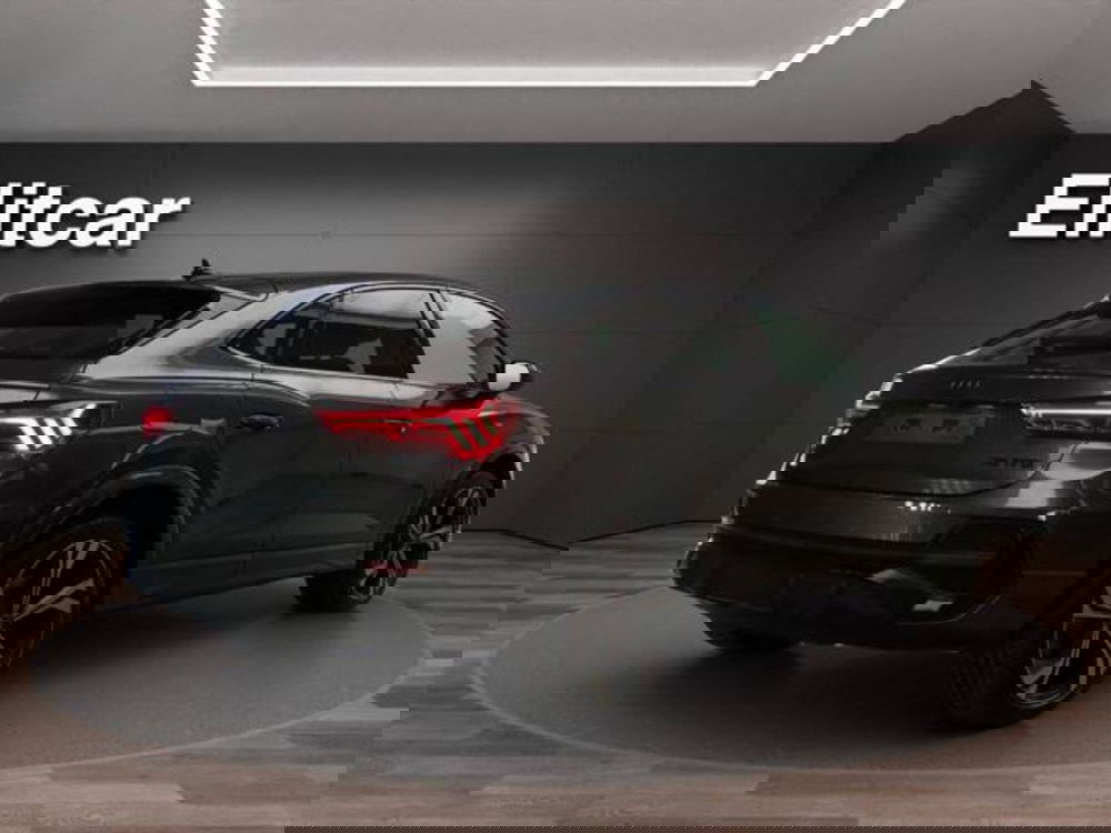 Audi Q3 Sportback usata a Milano (8)