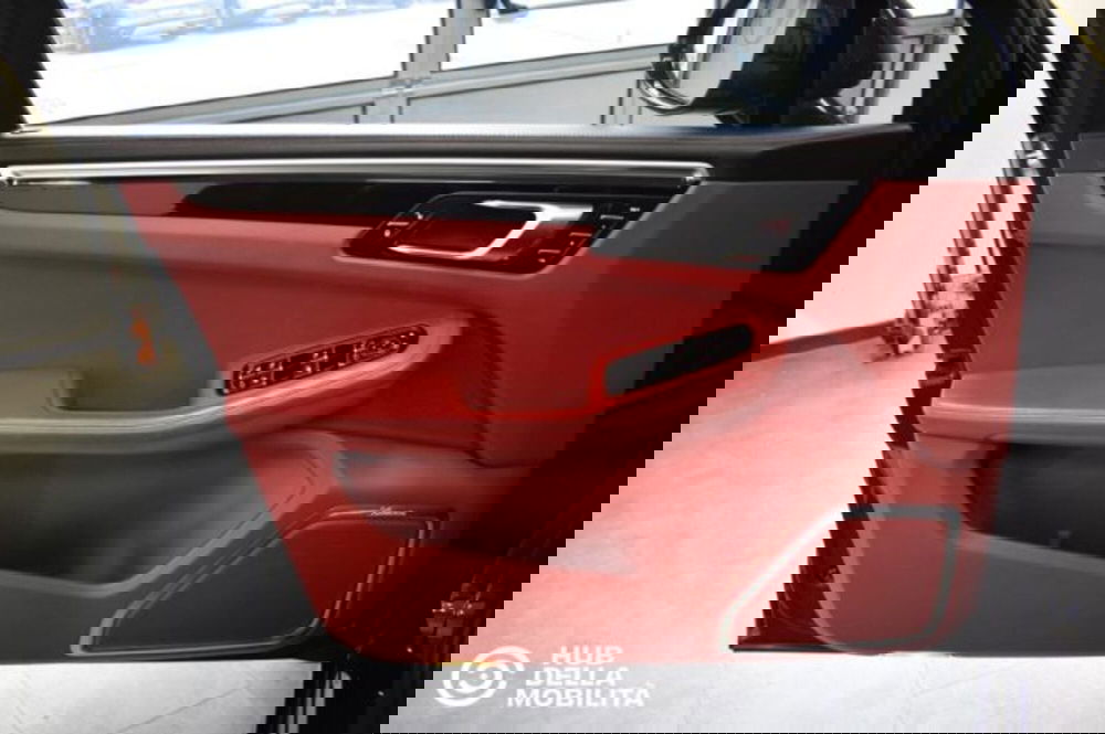 Porsche Macan usata a Perugia (7)