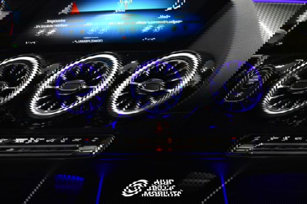 Mercedes-Benz GLA SUV usata a Perugia (13)