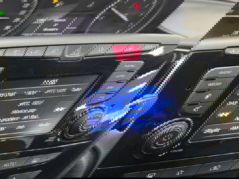 Lancia Ypsilon usata a Como (14)