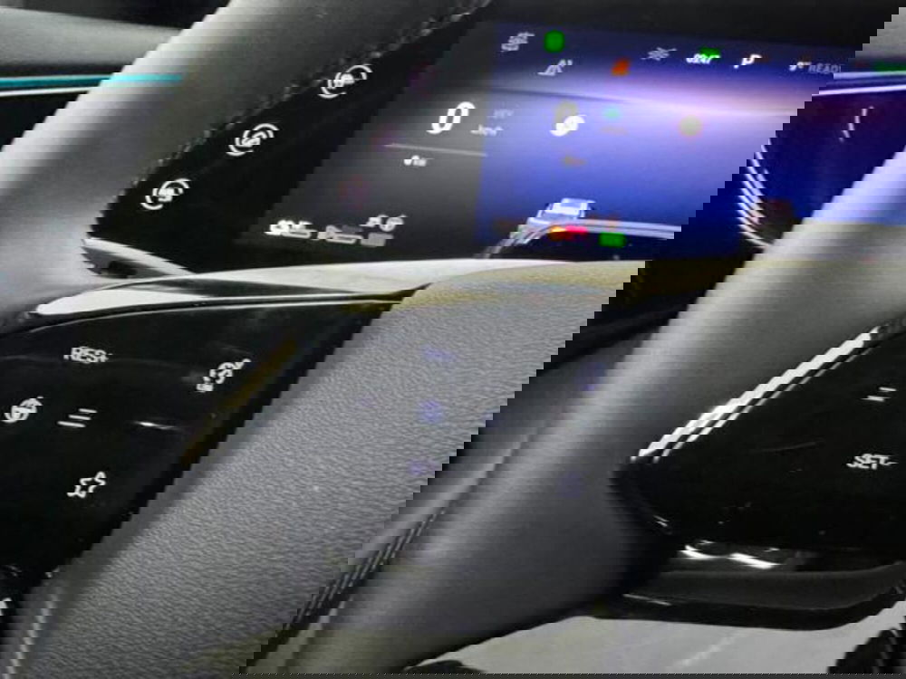 Omoda Omoda 9 SHS-P usata a Como (13)