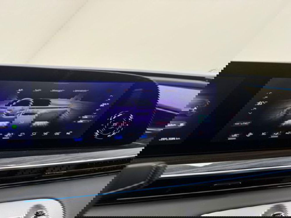 Omoda Omoda 9 SHS-P usata a Como (18)