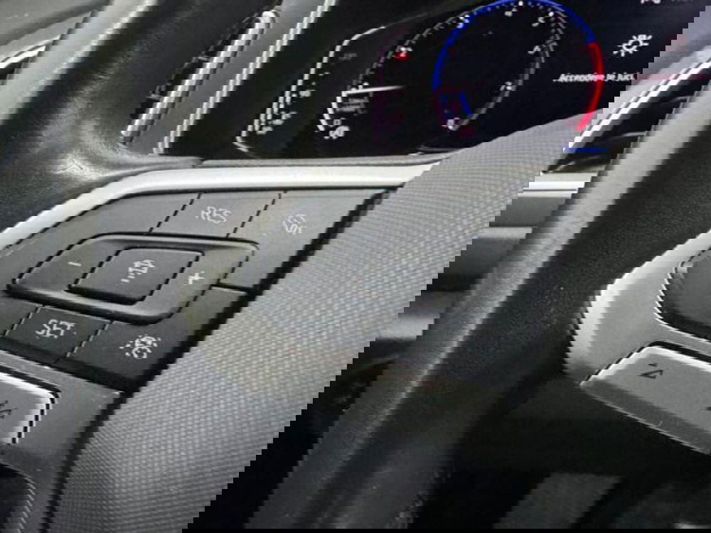 Volkswagen T-Roc usata a Como (11)