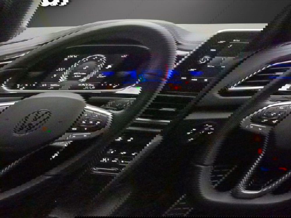 Volkswagen T-Roc usata a Novara (12)