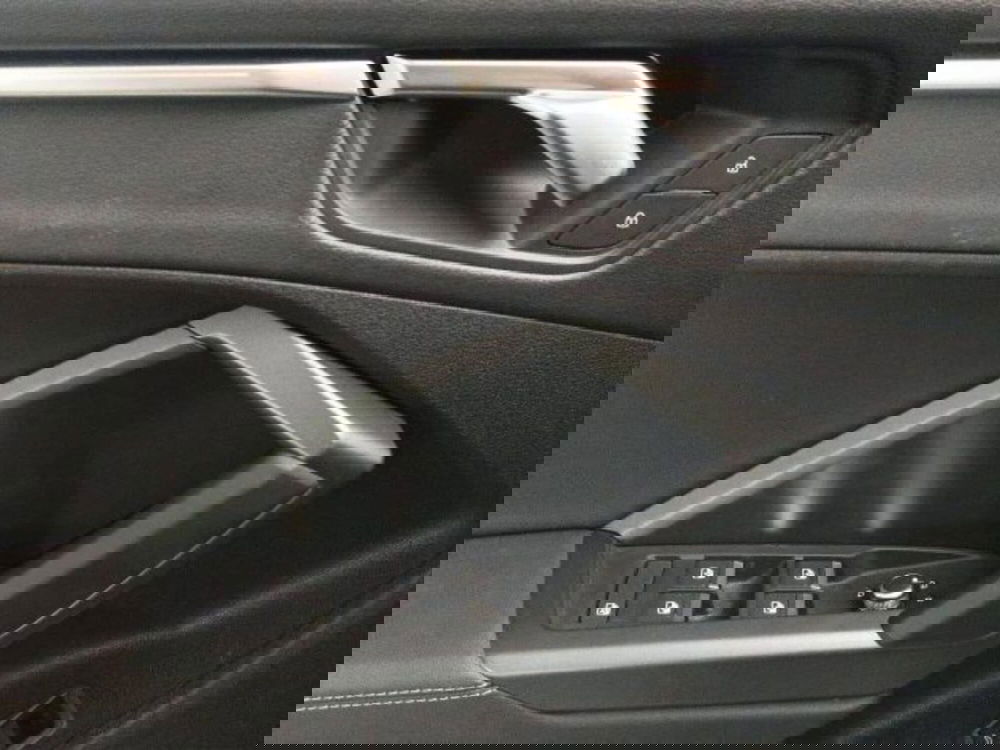 Audi Q3 Sportback usata a Novara (13)