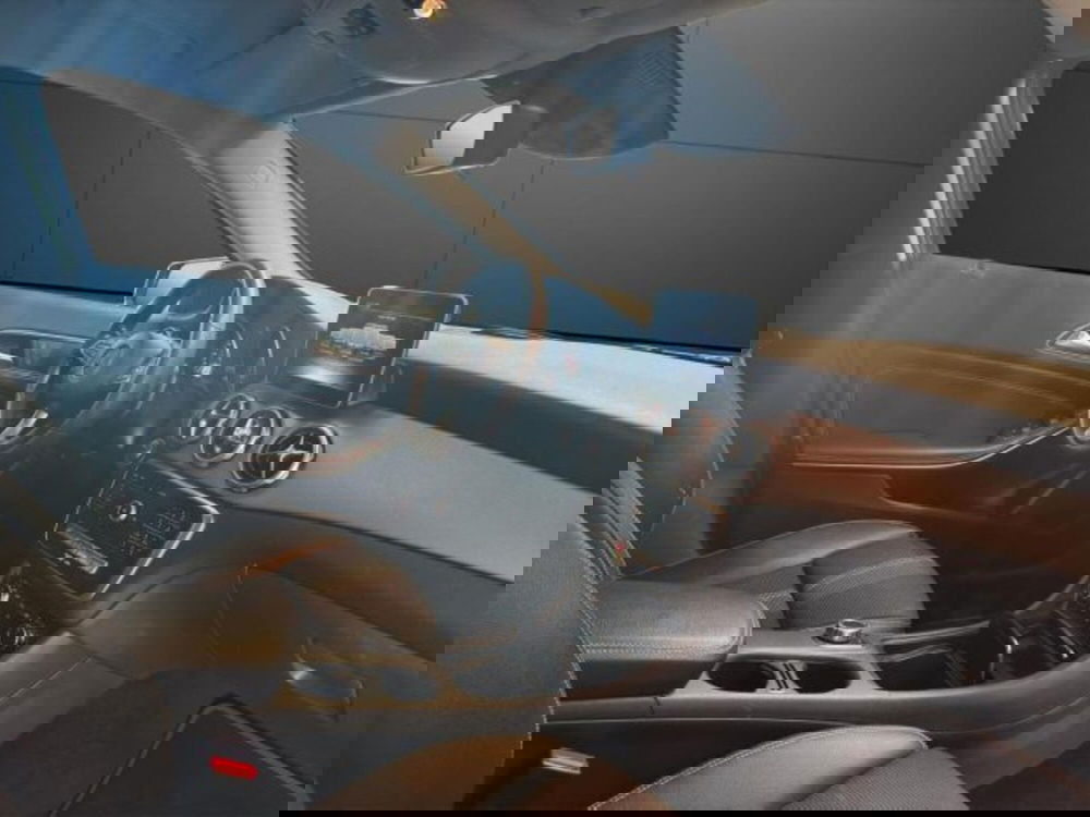 Mercedes-Benz GLA SUV usata a Novara (10)