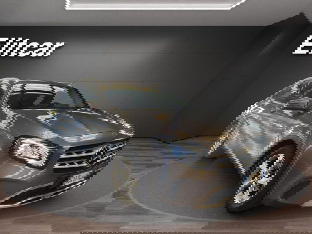 Mercedes-Benz GLA SUV usata a Novara (3)