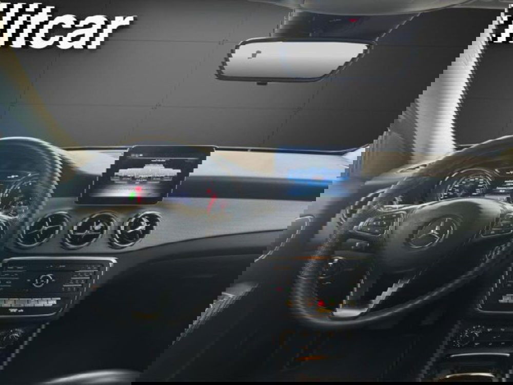 Mercedes-Benz GLA SUV usata a Novara (8)