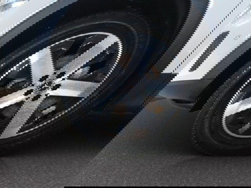 Mercedes-Benz GLB usata a Novara (7)