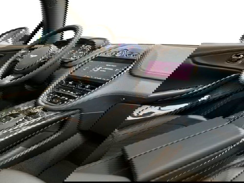 Aston Martin DBX usata a Bologna (15)