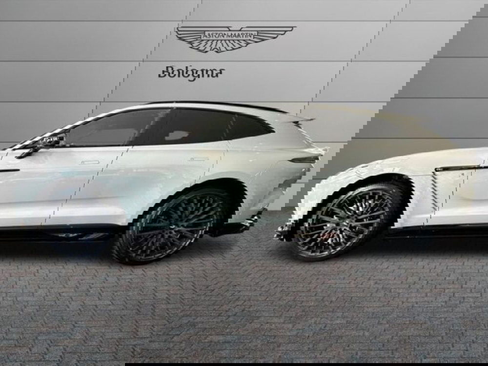 Aston Martin DBX usata a Bologna (3)