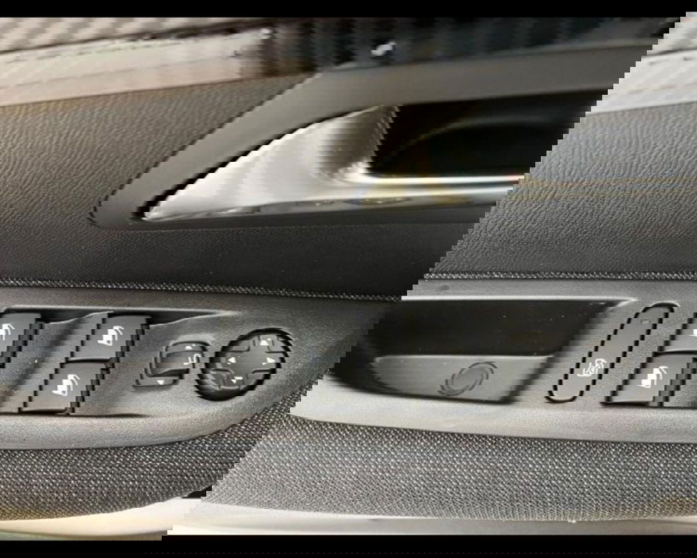 Peugeot 208 nuova a Alessandria (19)