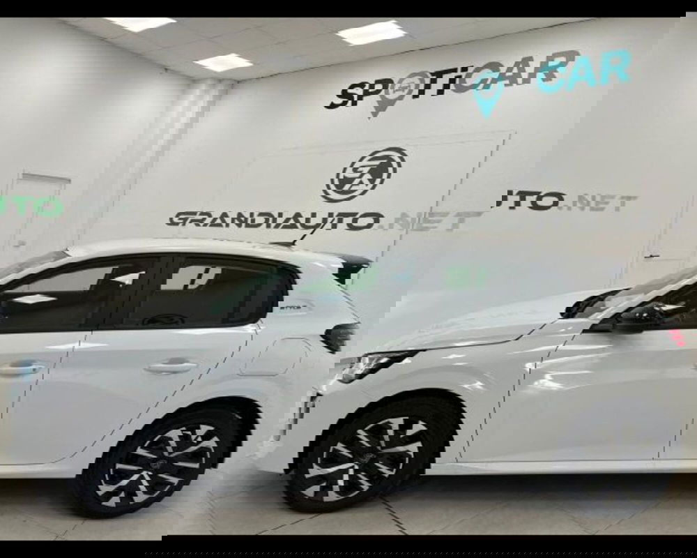 Peugeot 208 nuova a Alessandria (7)