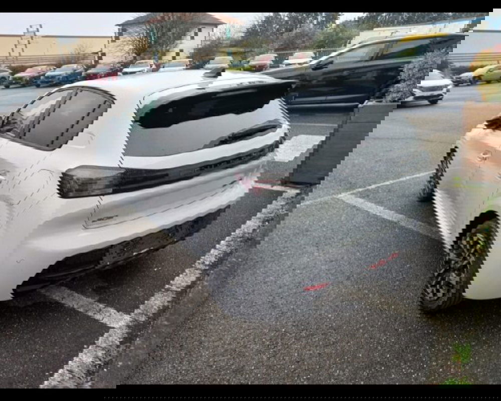 Peugeot 208 nuova a Alessandria (4)