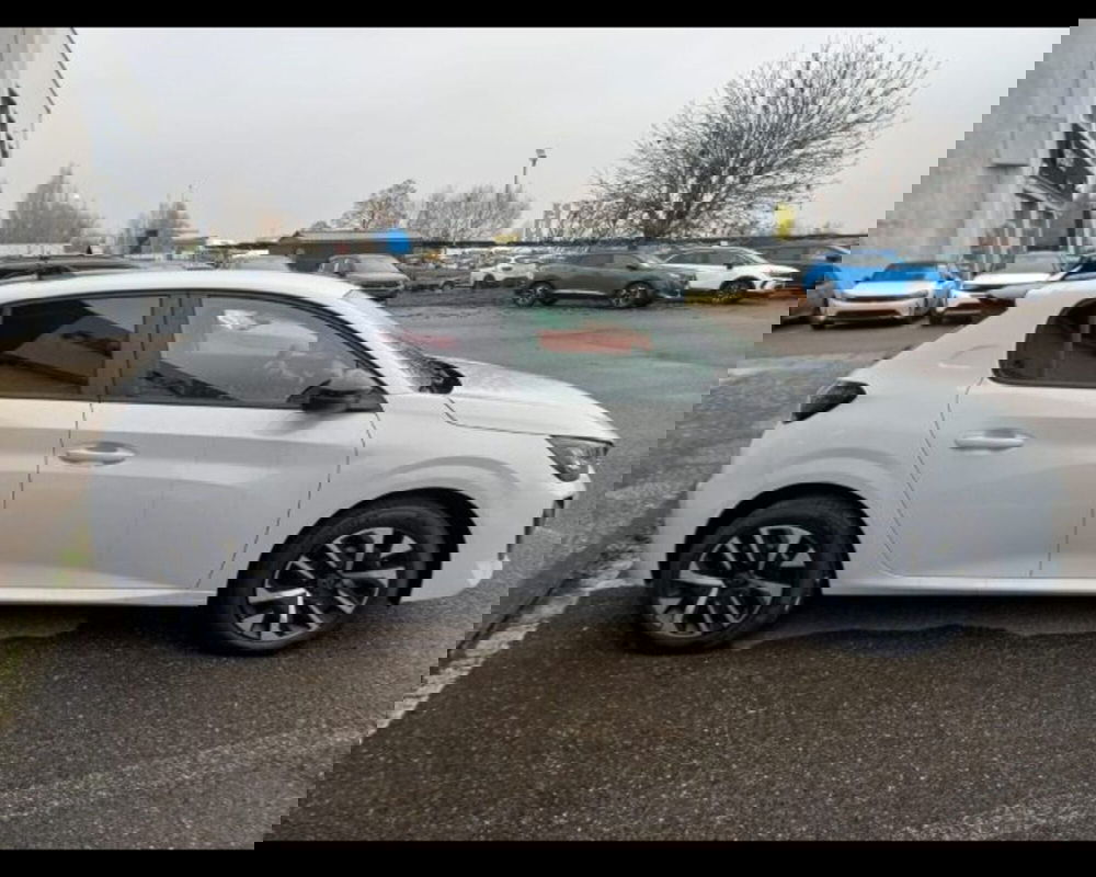 Peugeot 208 nuova a Alessandria (5)