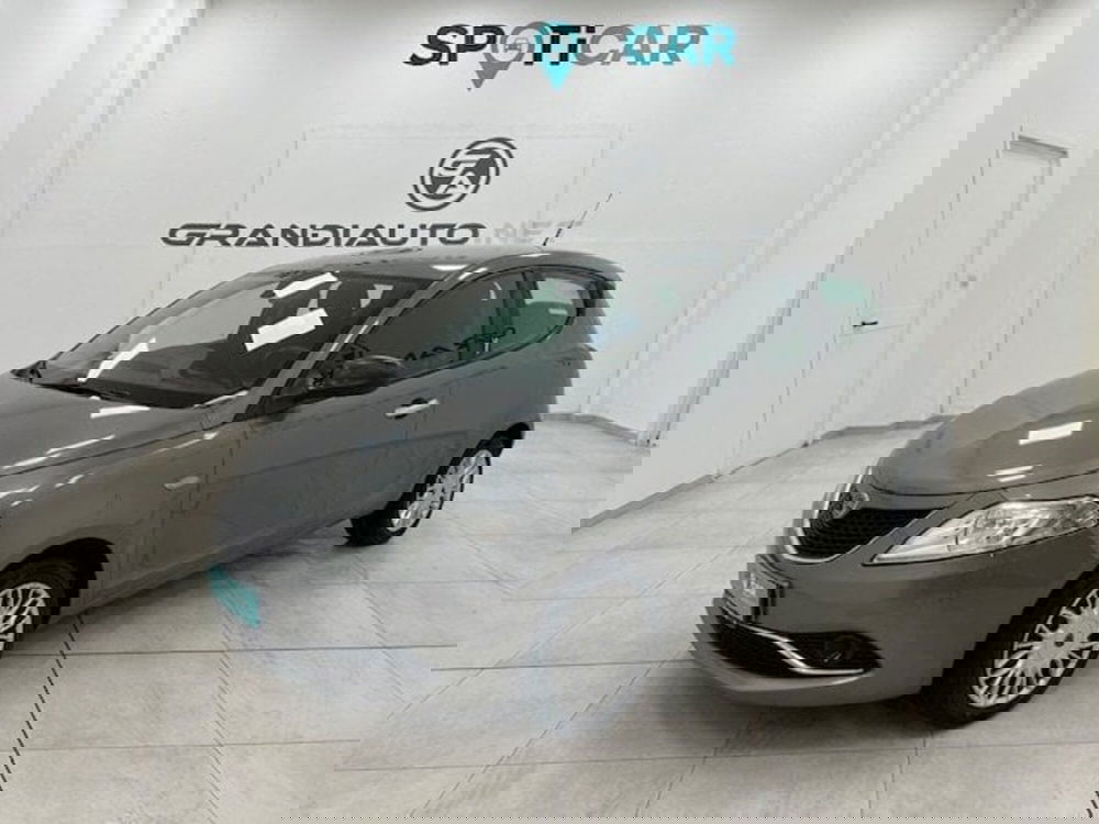 Lancia Ypsilon usata a Alessandria