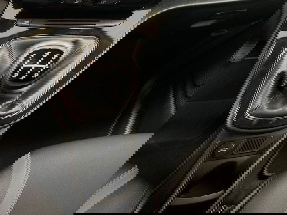 Lancia Ypsilon usata a Alessandria (13)