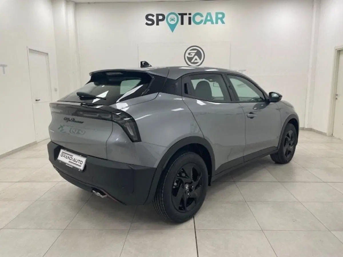 Alfa Romeo Junior nuova a Alessandria (4)
