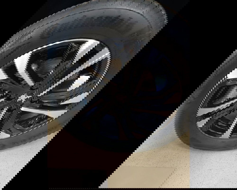 Peugeot 2008 nuova a Alessandria (11)