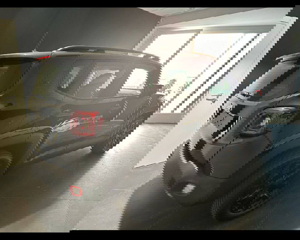 Jeep Renegade nuova a Alessandria (5)