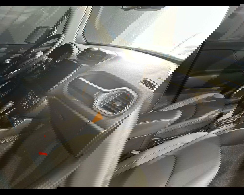 Jeep Renegade nuova a Alessandria (7)